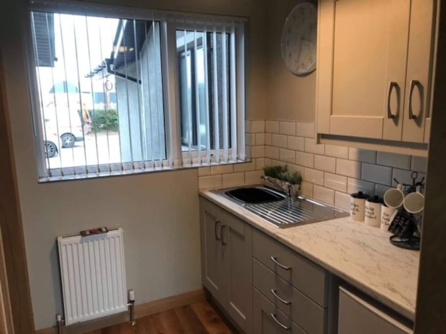 'Little Acre' Perfect For Business Or Pleasure Portadown Exterior foto
